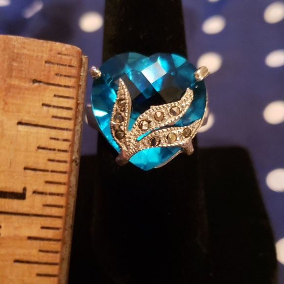 🎉HOST PICKVtg. Large heart blue topaz ring - Picture 6 of 8